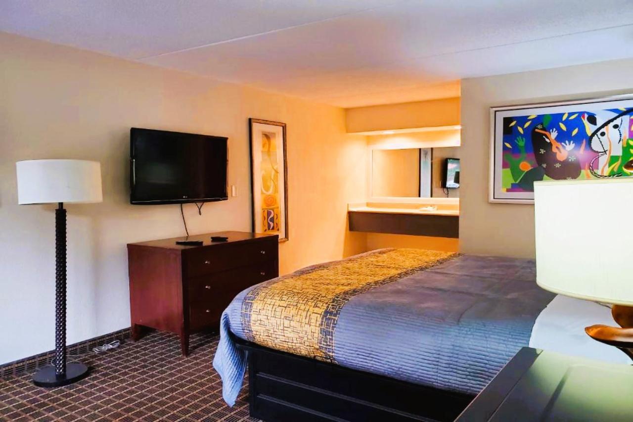 Palmetto Inn & Suites By Oyo Orangeburg Eksteriør bilde